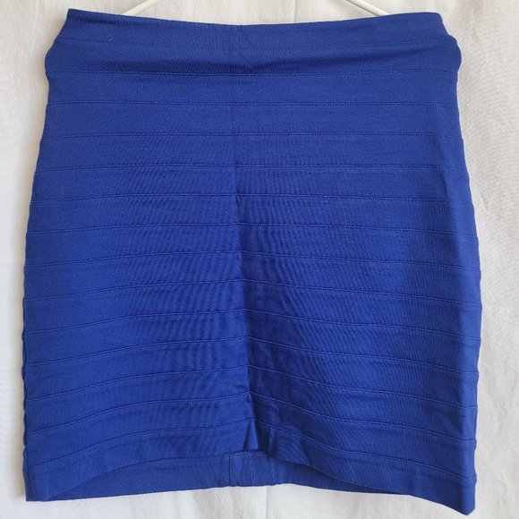 Express Studio Design Royal Blue Womens Skirt. Size 8 - Picture 1 of 4